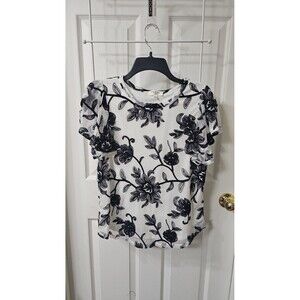Kim & Cami Black & White Floral Embroidered Mesh Flutter Sleeve Blouse Size M